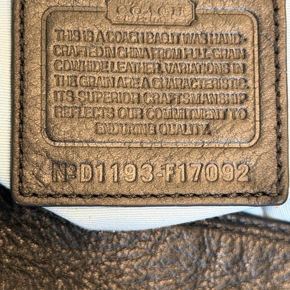 Coach Vintage 2011 Soho Lynn Leather Hobo Bag - OG Indie Sleaze - Picture 2 of 16